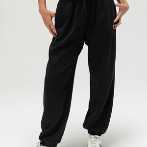 Nike Women's Black Joggers SMALL